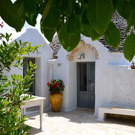 Hostal Trullo Piccola Contrada Locorotondo Exterior foto
