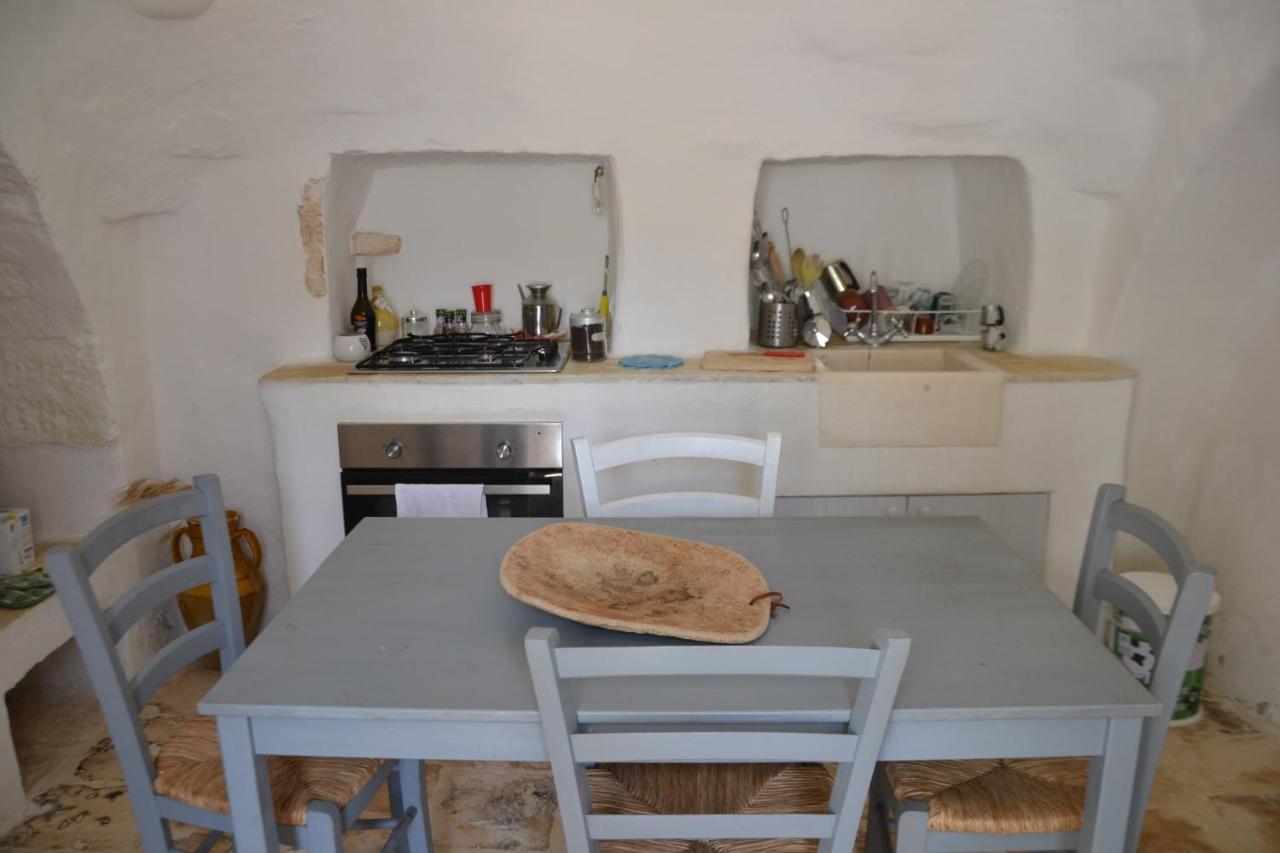 Hostal Trullo Piccola Contrada Locorotondo Exterior foto