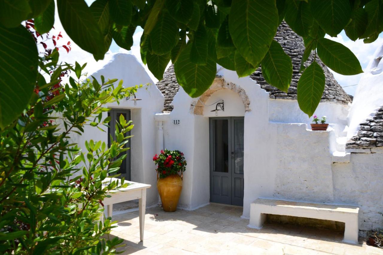 Hostal Trullo Piccola Contrada Locorotondo Exterior foto