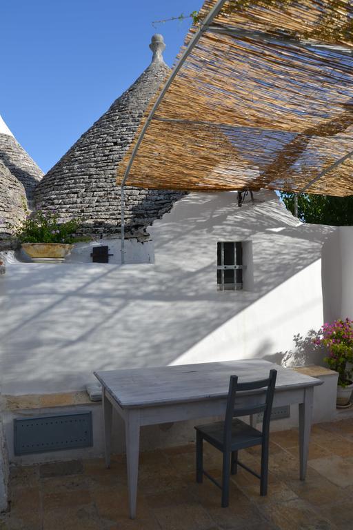Hostal Trullo Piccola Contrada Locorotondo Exterior foto
